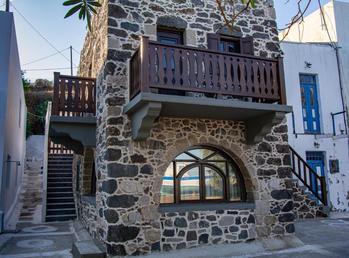 Appartamento Plousiadi΄S Stone House Skála Esterno foto