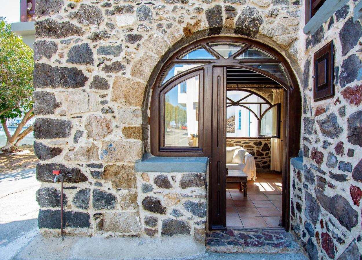 Appartamento Plousiadi΄S Stone House Skála Esterno foto